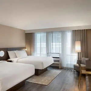Hotel Springhill Suites Old Montreal, Montreal